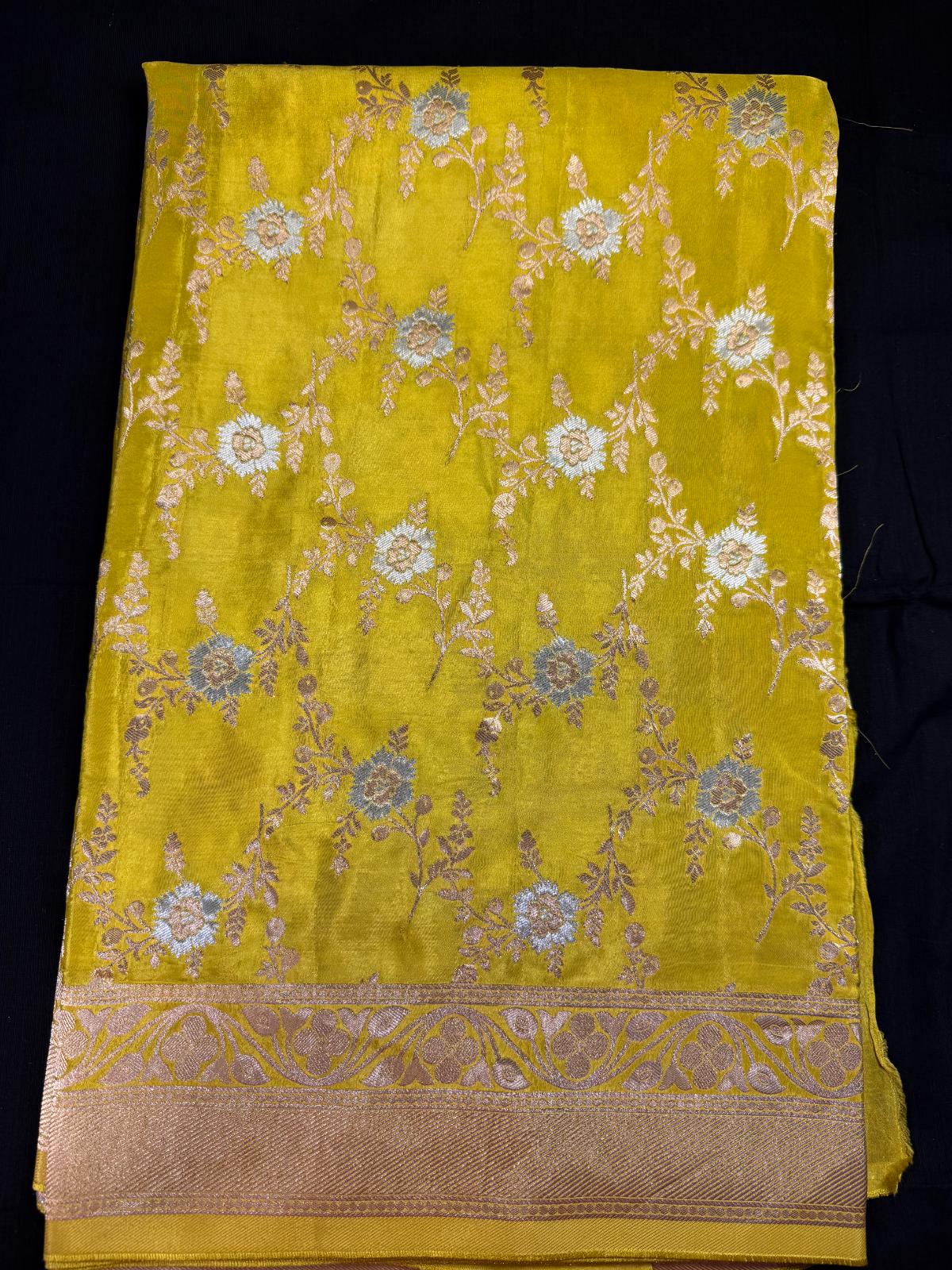 Mehandi green Moonga Silk, with meenakari design