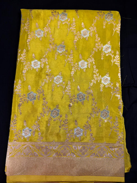 Mehandi green Moonga Silk, with meenakari design